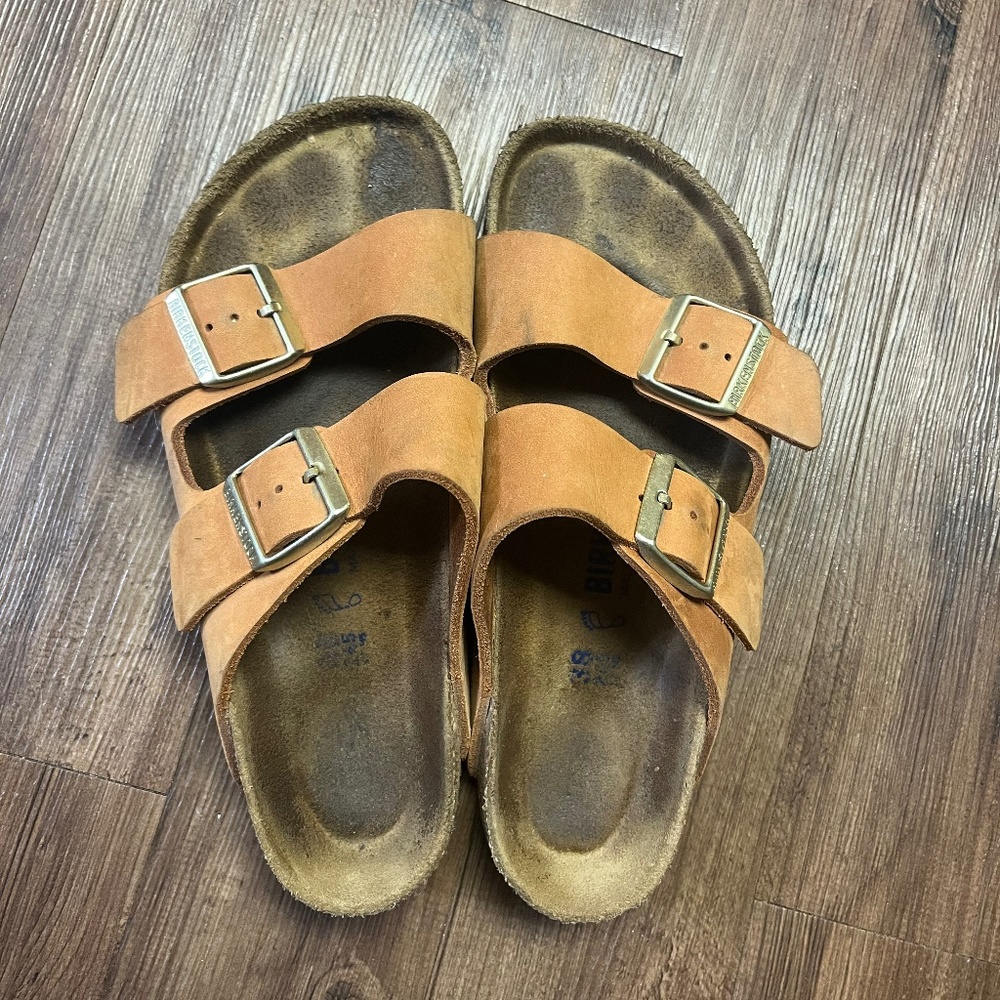 Arizona Soft Footbed Nubuck Leather Pecan